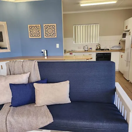 Muir Holiday Apartments Stilbaai Exterior photo