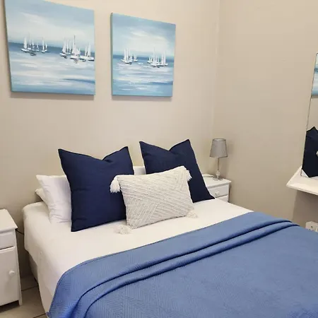 Muir Holiday Apartments Stilbaai Exterior photo
