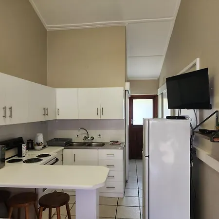 Muir Holiday Apartments Stilbaai Exterior photo