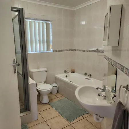 Muir Holiday Apartments Stilbaai Exterior photo